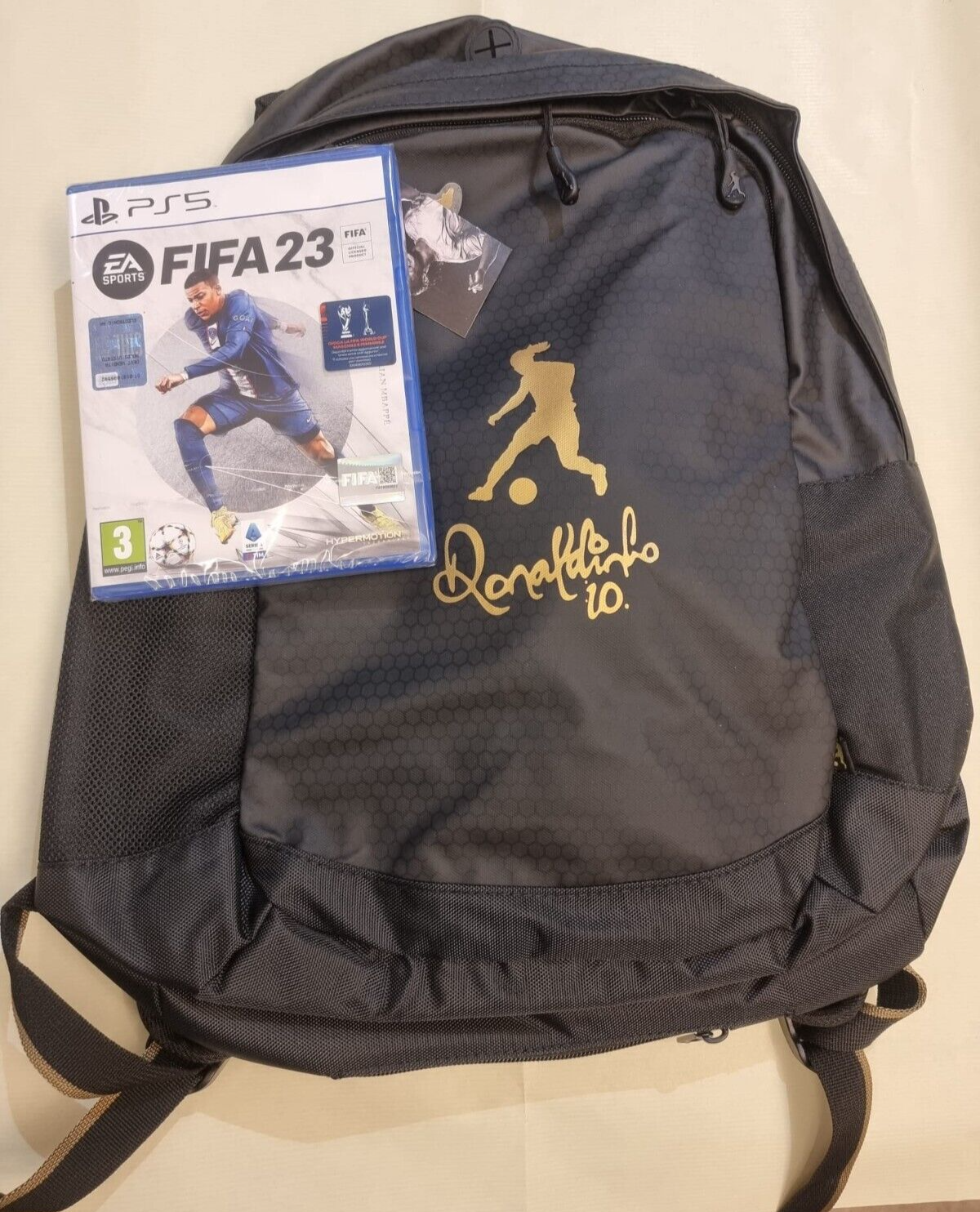 FIFA 23 PS5 DISCO + ZAINO + VOUCHER BONUS SCATOLA ITALIANA PLAYSTATION 5 NUOVO