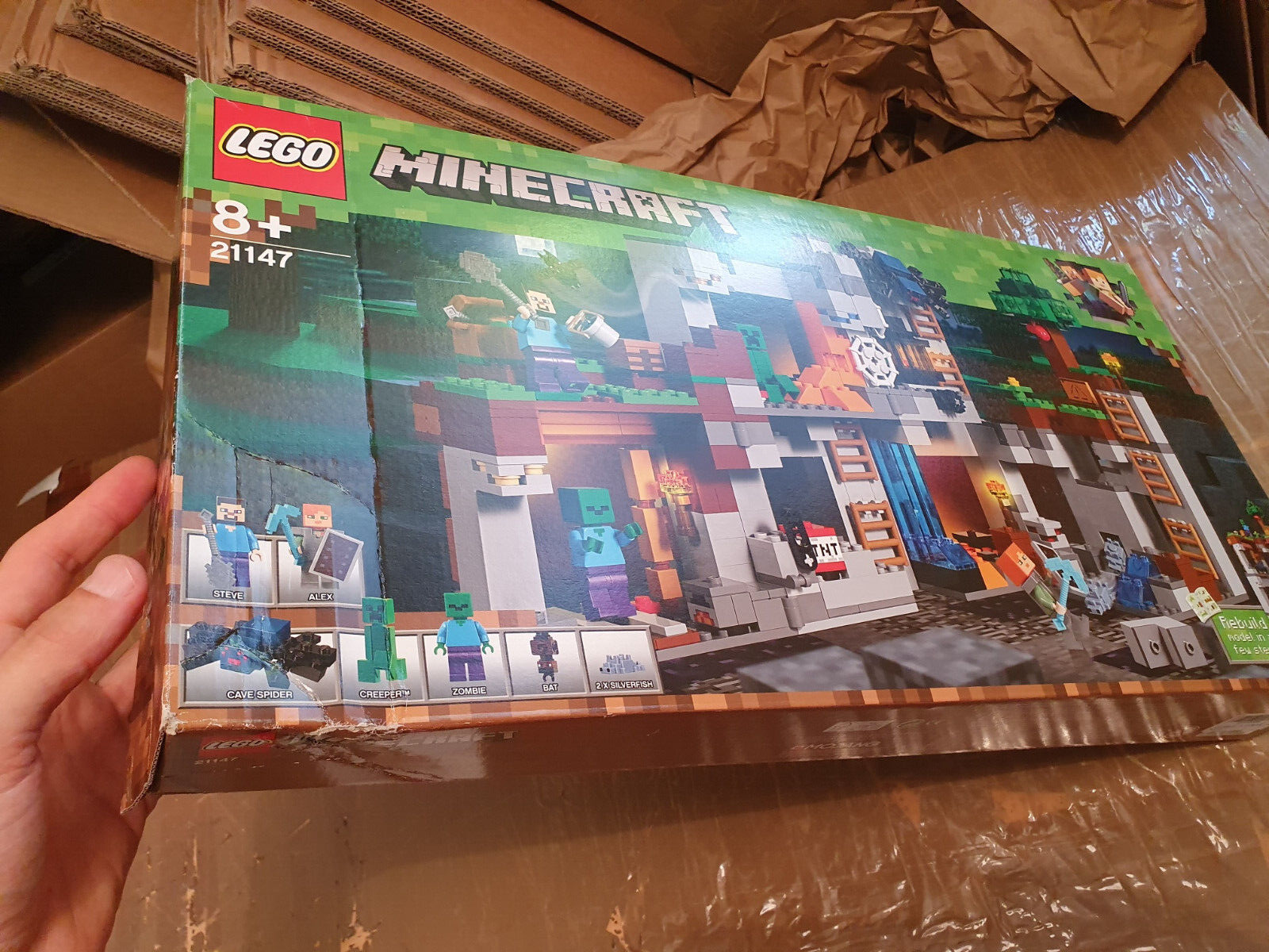LEGO MINECRAFT 21147 AVVENTURE CON LA BEDROCK  nuovo scatola aperta vedi foto