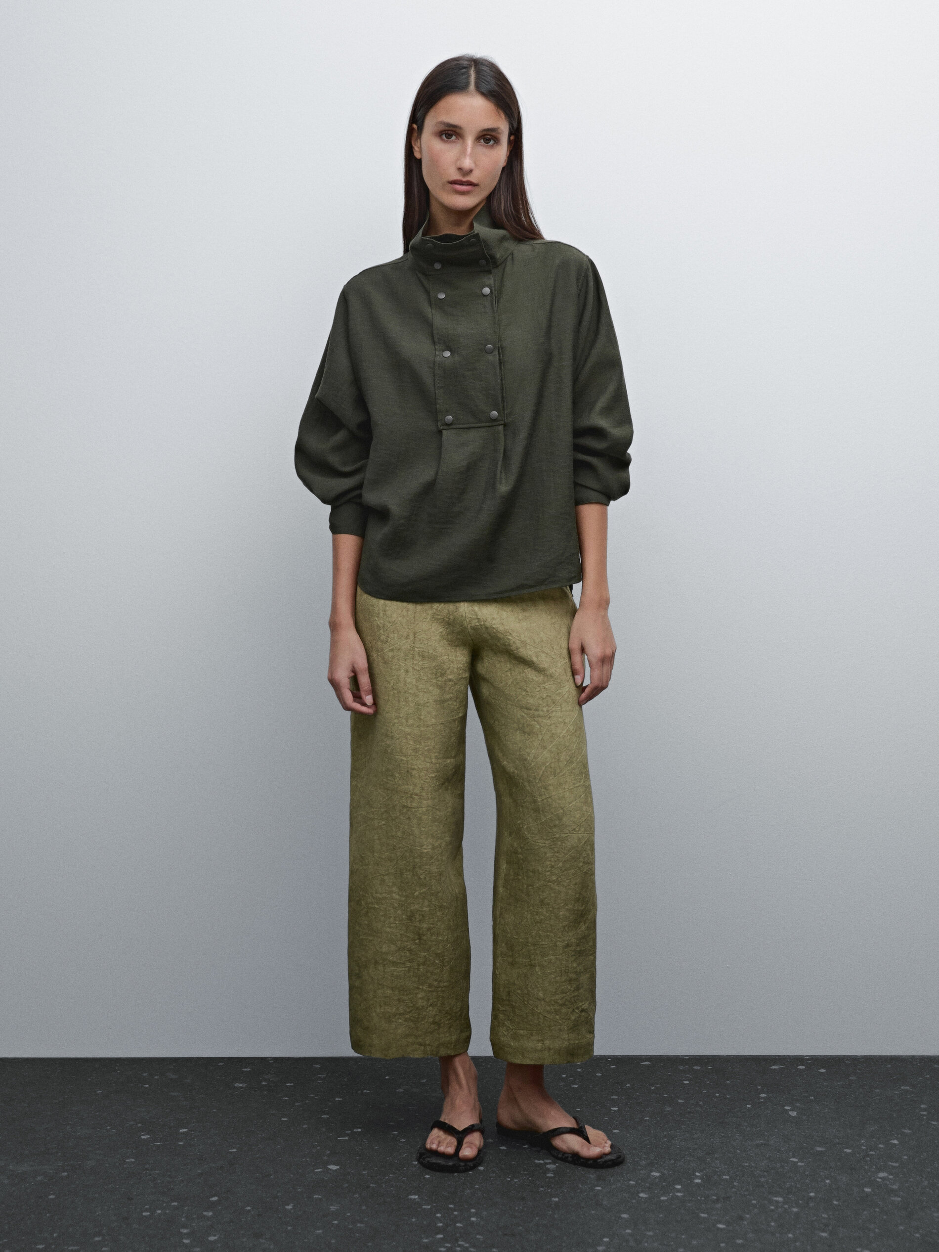 Pantaloni Morbidi 100% Lino - Oliva - 40 (It 44) - Massimo Dutti - Femminile