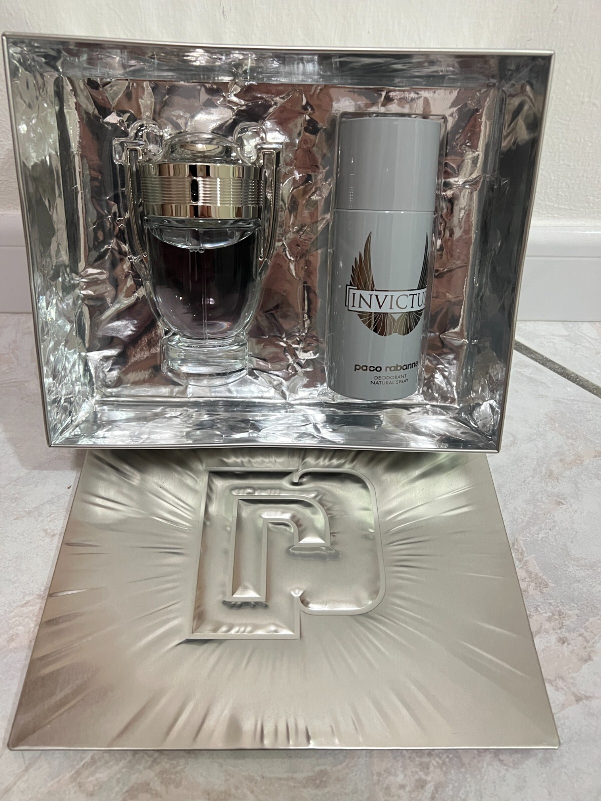 Cofanetto Paco Rabanne INVICTUS 100 ml edt + deodorante 150 ml