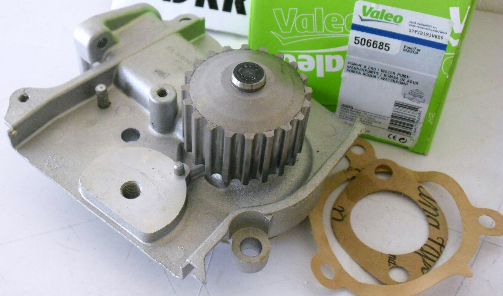 POMPA ACQUA POMPE à EAU  KIA SPORTAGE (K00)  MAZDA 626 II (GC)   VALEO 506685