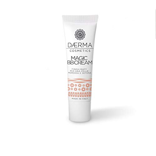 Daerma Magic Bb Cream Con Acido Ialuronico E Pigmenti Microincapsulati Per Un Look Naturalmente Luminoso, Idratante E Uniformante, Pelle Morbida E Set