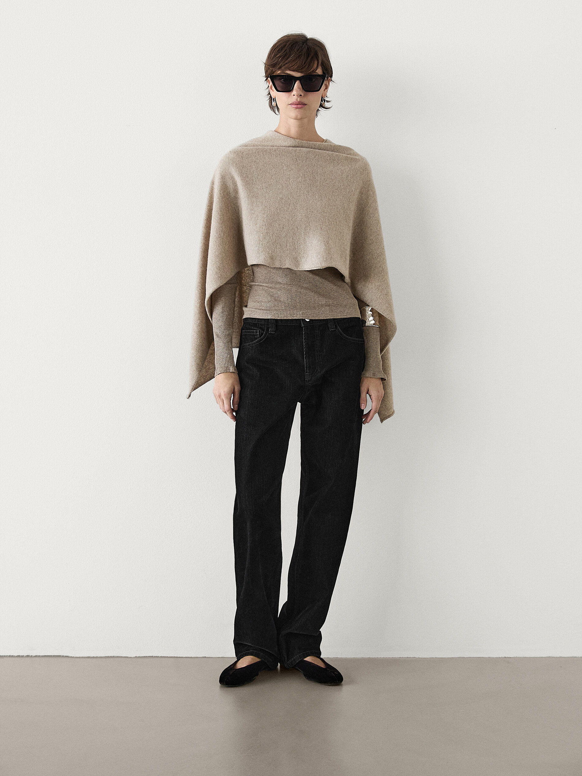 Mantella Asimmetrica In Cashmere - Sabbia - 01 - Massimo Dutti - Femminile