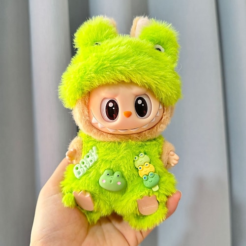 Vestiti per bambole Labubu, vestito da maialino soffice per bambole La Bubu da 17 cm, bambola non inclusa.
