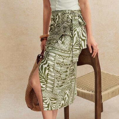 Gonna avvolgente con stampa elegante e alla moda, outfit da donna, primavera/estate