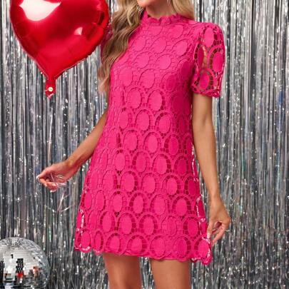 Elegante vestito in pizzo a-line, adulante per tutti i tipi di corporatura, abito per San Valentino, vestito rosso elegante e classico