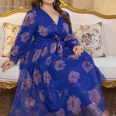 Nuovo abito lungo con maniche e fantasia floreale, elegante abito floreale con effetto snellente