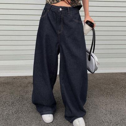 Jeans dritti e smanicati da donna in stile retrò