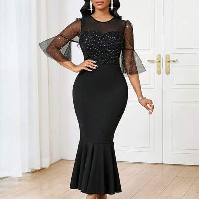Vestiti lunghi eleganti da donna in maglia, con paillettes, balze e pannelli in nero per l'estate