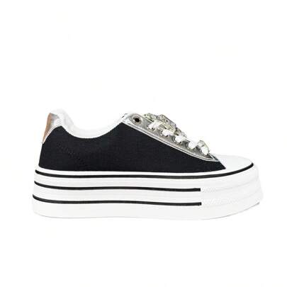 Sneakers da donna in tela con plateau Sneakers con plateau primavera estate