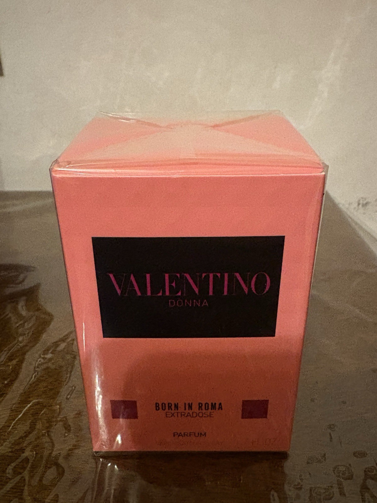 Eau de parfum donna Valentino Born in Roma extradose 50 ml