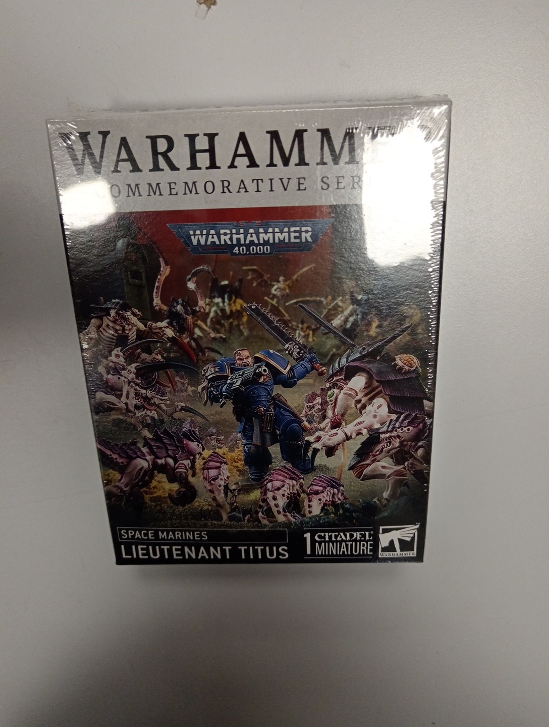 LIEUTENANT TITUS tenente SPACE MARINES miniatura WARHAMMER 40K età 12+