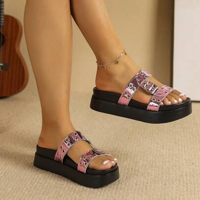 Scarpe da donna primavera/estate 2025: sandali con zeppa neri, sandali con tacco medio neri, sandali con zeppa e platform neri, sandali con platform a