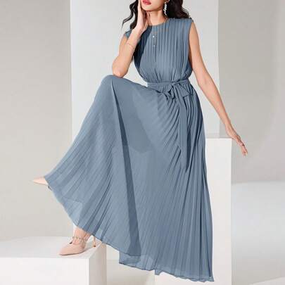 Elegante vestito lungo plissettato da donna, adatto per l'ufficio