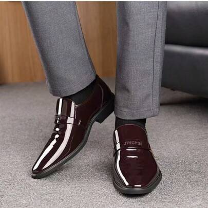 Scarpe da uomo in pelle, scarpe formali da lavoro in pelle, scarpe casual lucide da uomo in pelle, scarpe da uomo in pelle abbinabili per giovani.
