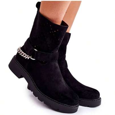 Stivali primaverili traforati da donna con catena decorativa Chantelle, colori nero e beige