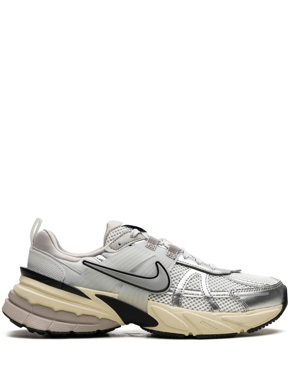 Nike Sneakers V2K Run Metallic Silver - Bianco