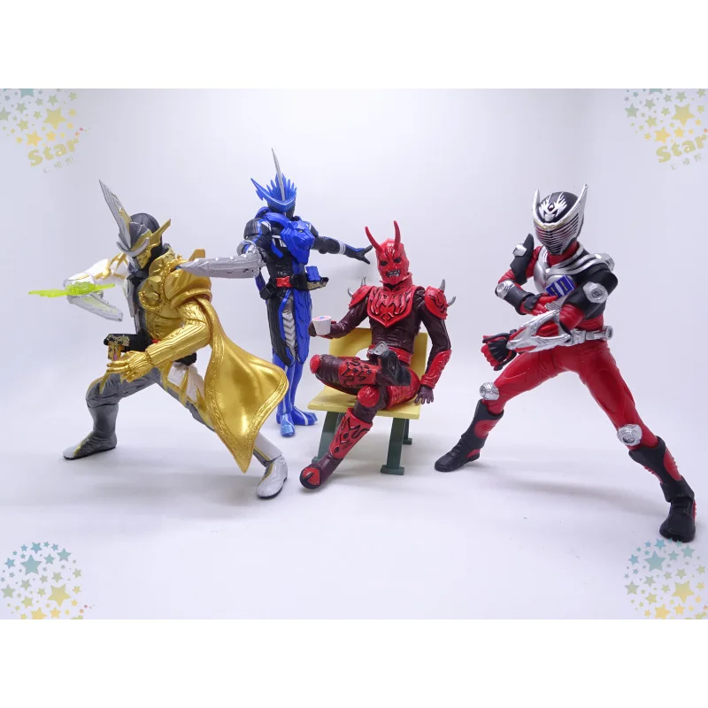 Bandai Genuine Kamen Rider Action Figure Momotaros Escada Ryuki Model Ornament Bulk Toys