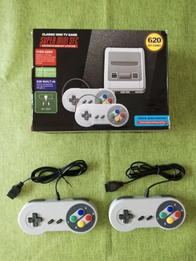 Retro Classic Handheld Family Mini Tv Console Per Videogiochi Player 8Bit Games Support Av Out Built-In 620 Giochi Classici Per Snes
