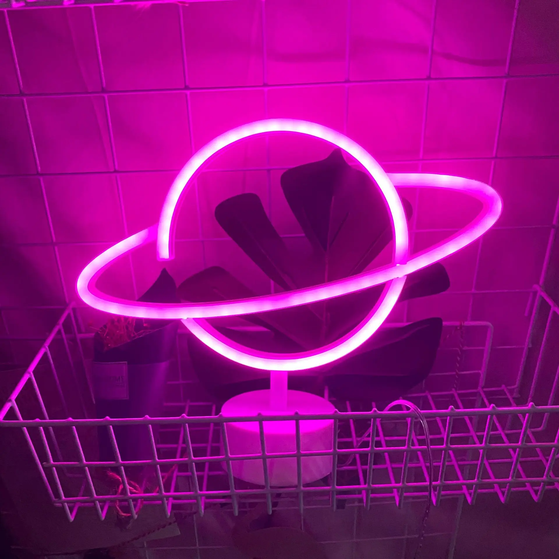 Planet Led Lights Neon Rocket Alien Bedroom Decor Lampada Da Notte Per Camere Wall Art Bar Party Alimentato A Batteria Con Supporto