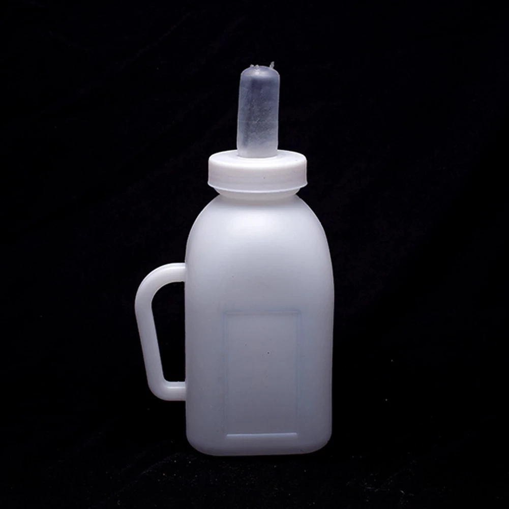 Bottiglie Di Latte Vitelli Bottiglie Di Latte Di Capra Tazze Di Latte Bottiglie Di Plastica Verticali E Orizzontali Bovini Vitelli Animali Capezzolo I