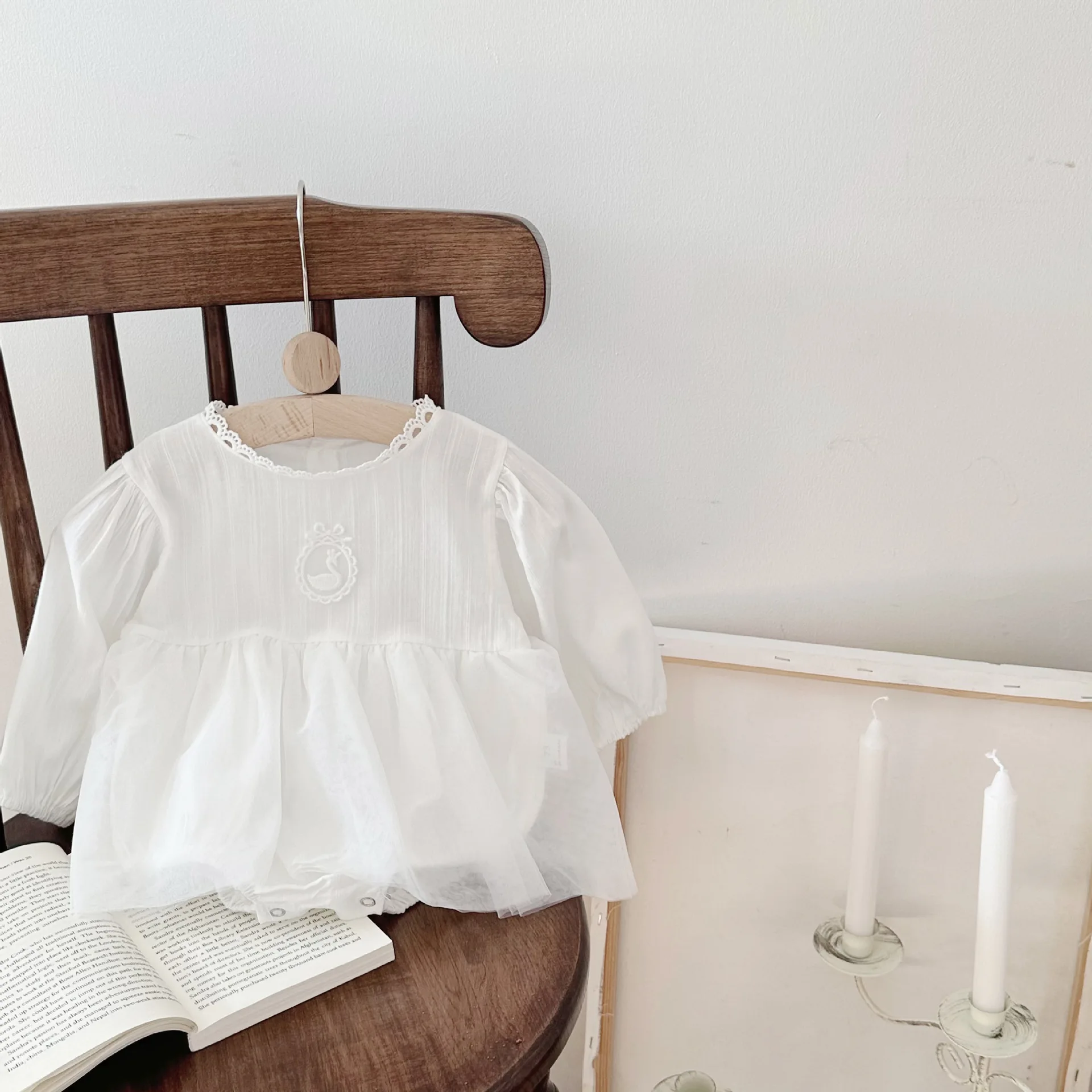 2024 Primavera E Autunno Neonata Principessa Cigno Patch Pizzo Colletto In Pizzo A Maniche Lunghe Sweetheart Dress Vestiti Appena Nati