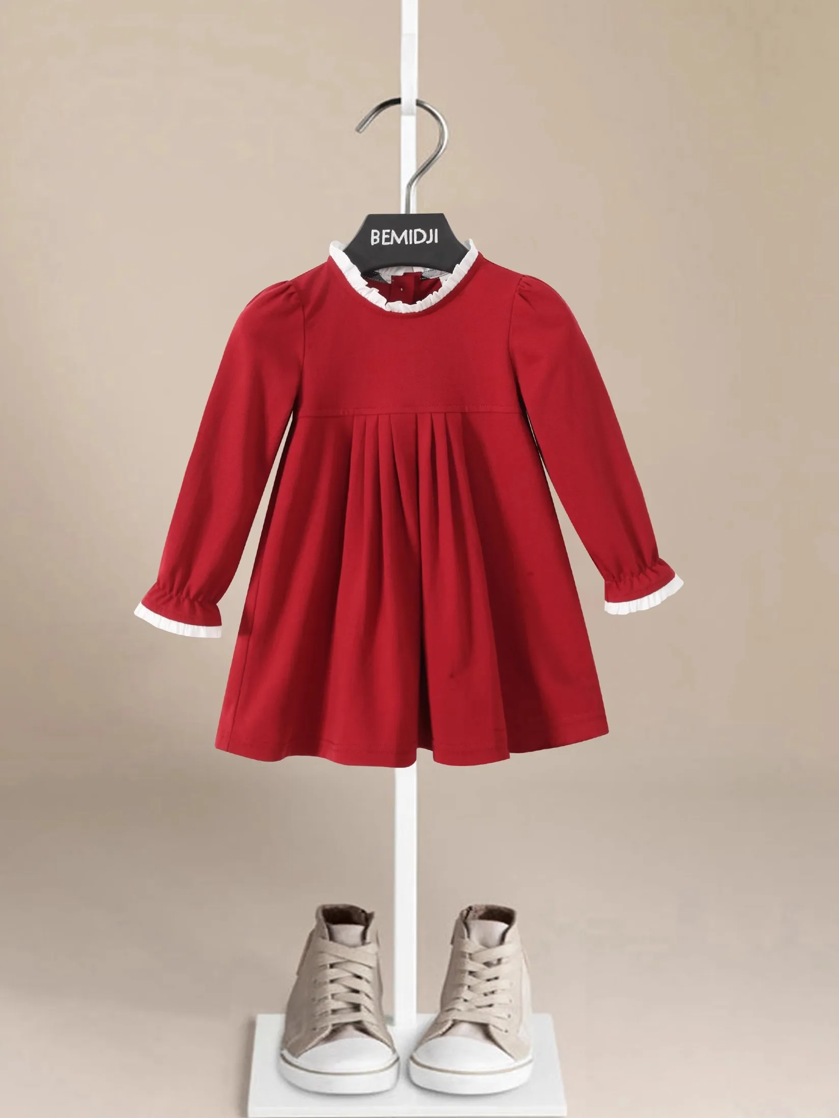 Autunno Inverno Nuovo Vestito Manica Lunga Colletto Peter Pan Pizzo Bianco Velluto Verde Rosso Carino Dolce Neonate Vestidos 2-7T