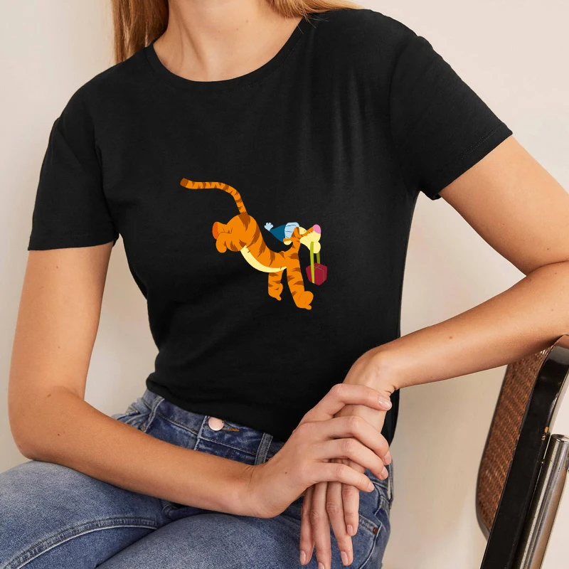 Disney Tigger Abbigliamento Donna Cartoon Anime Ladies Y2K Graphic T-Shirt New Casual Street Kawaii Clothes Fashion Clothes For Women