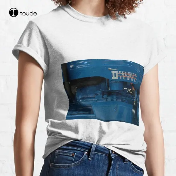 Fordson Major Diesel Tractor Engine Classic T-Shirt Tee Shirt White Mens Tshirt Fashion Tshirt Summer New Popular Streetwear