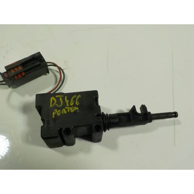 Motore C/C Porton / 09183495 / 17244659 Serve Opel Meriva 1.3 16V Cdti Cat (Z 13 Dt / Ln9)