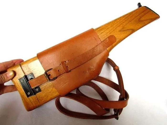 Wwii Ww2 Mausore Tedesco Manico Per Scopa Fondina In Pelle E Legno Stock Militaria Tedesca Di Alta Qualità