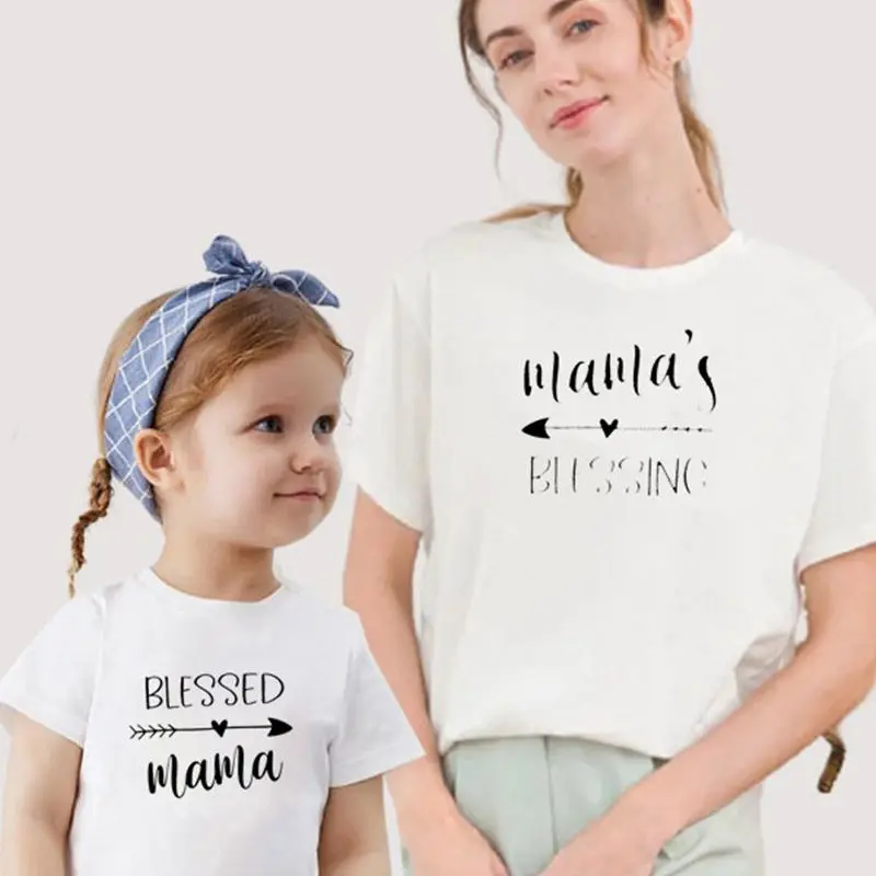 Beata Mamma Mini Famiglia Abbinamenti Abiti T-Shirt Donna Besties Madre Figlia Me Top Ragazza Mamma Vestiti Per Bambini Tee