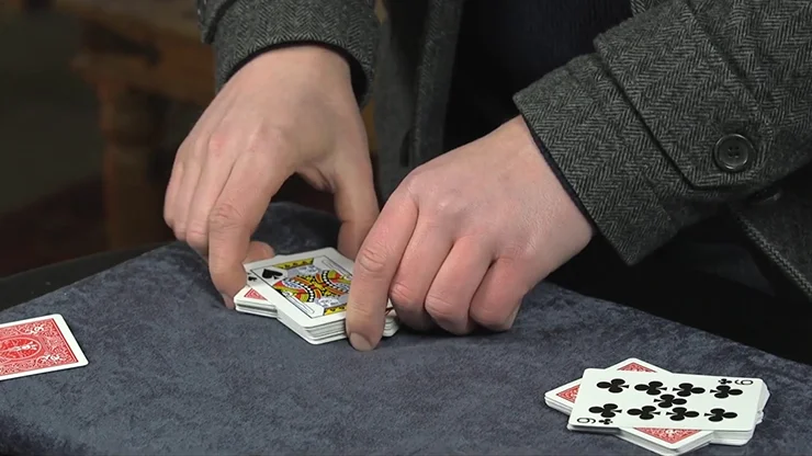 Super Play It Straight (Gimmick E Istruzioni Online) Di Simon Levell Kayma Card Trucchi Magici Double Cross Poker Illusion Fun