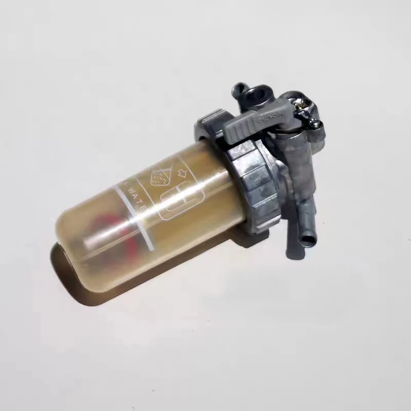 Per Kubota D722 Z482 Z402 Edl13000E Filtro Diesel Gruppo Filtro Diesel Griglia Diesel Separatore D'Acqua Olio Escavatore