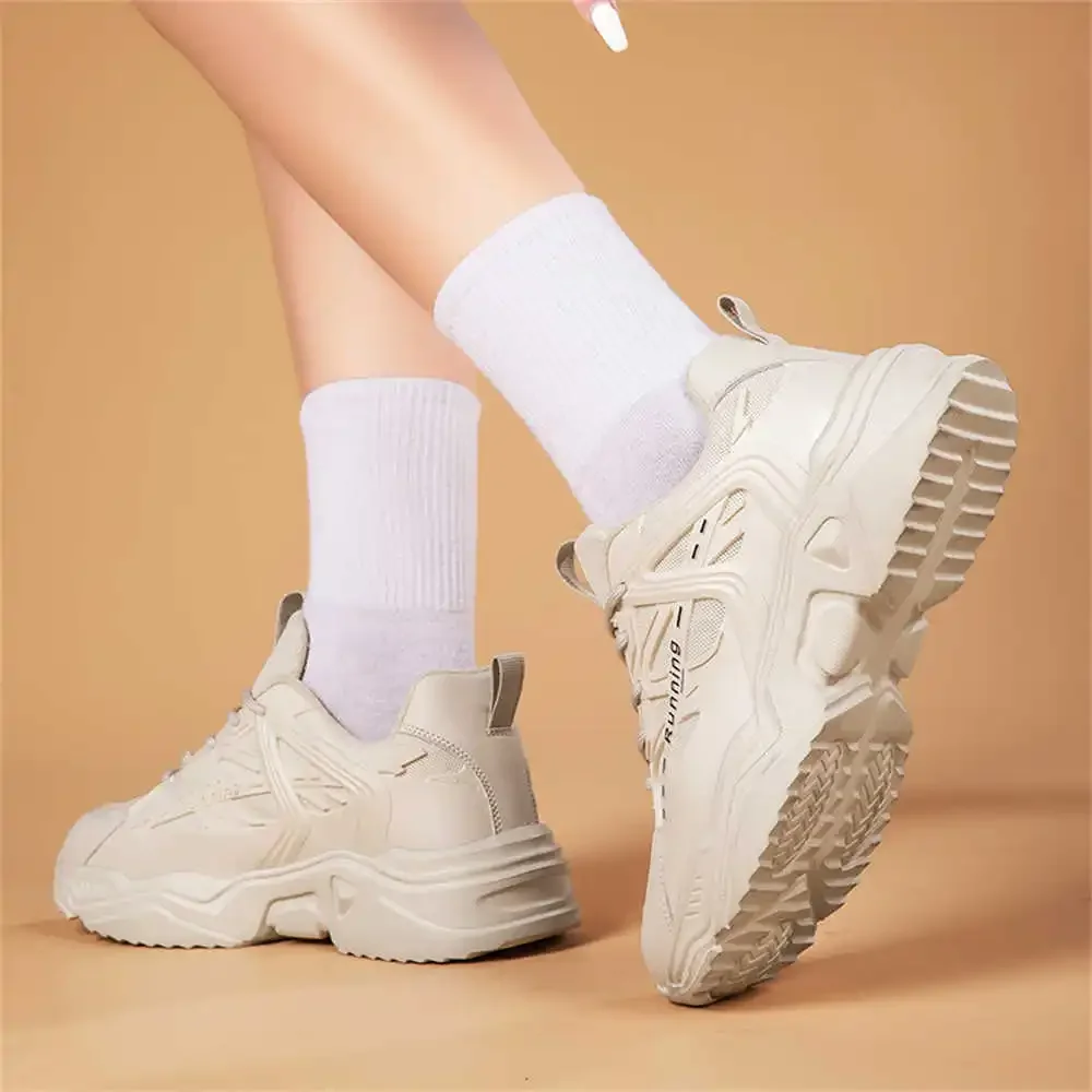 Autunno-Primavera Numero 37 Vip Scarpe Di Lusso Donna Running Spring Boots Donna Ladies Designer Sneakers Sport Comodo Ydx1