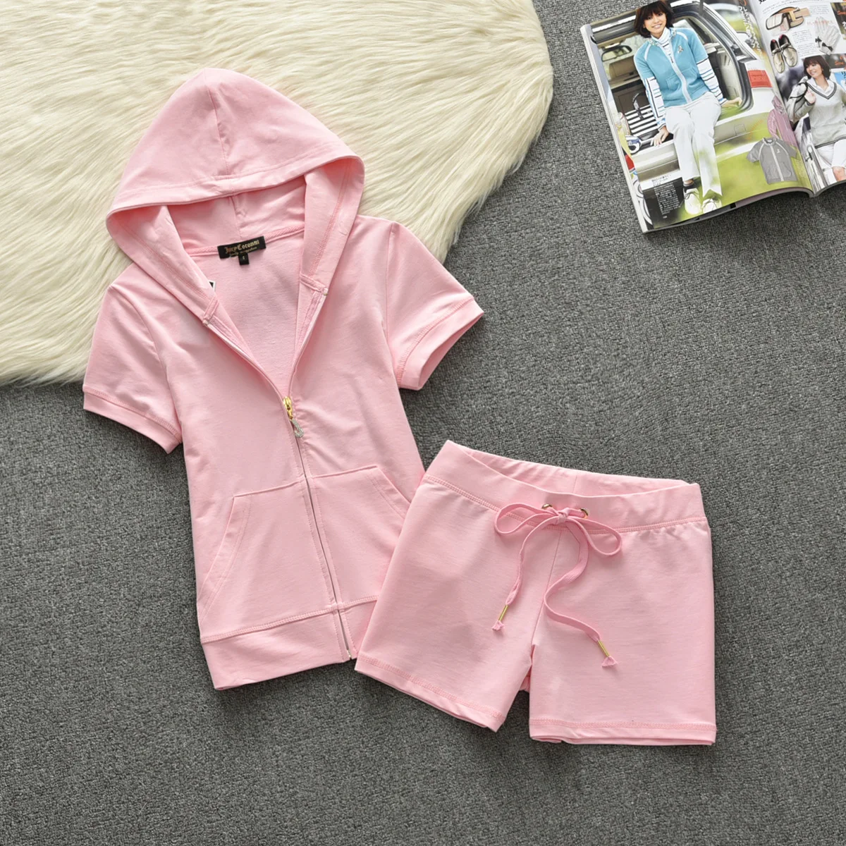 Succosa Cocco Marca Estate Yoga Tennis Tute Corte Moda Slim Velluto Solido Tute Casual Tuta Sportiva Da Donna
