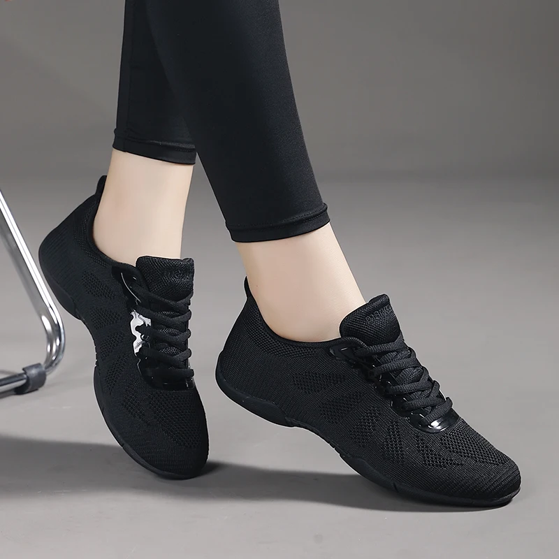 Marwoo Girls White Cheer Dance Sneakers Kids Leggero Cheerleading Training Walking Tennis Womens Fashion Sports Shoes 2316