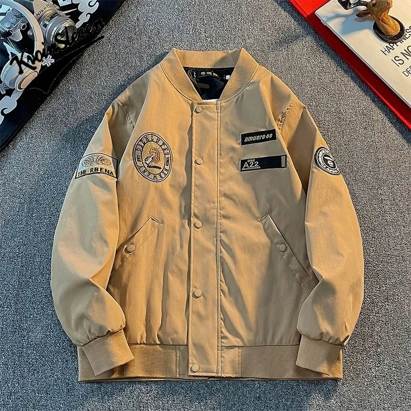 Abbigliamento Uomo High Street Bomber Jacket Primavera Autunno Stand Collar Cargo Jacket Uomo Ricamato Classic Baseball Bomber Jacket