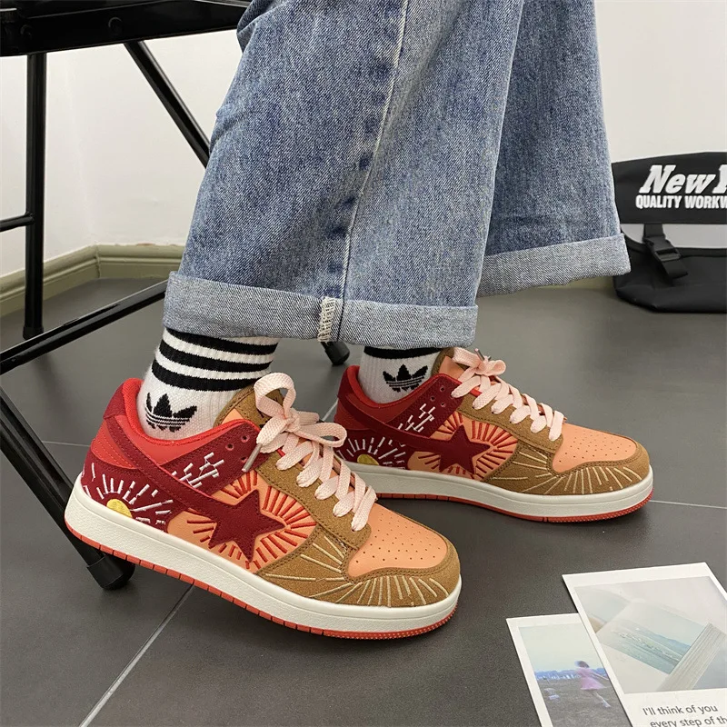 Design Di Nicchia Coppia Sun Flower Sneakers Trend Wild Star Retro Casual Sneakers