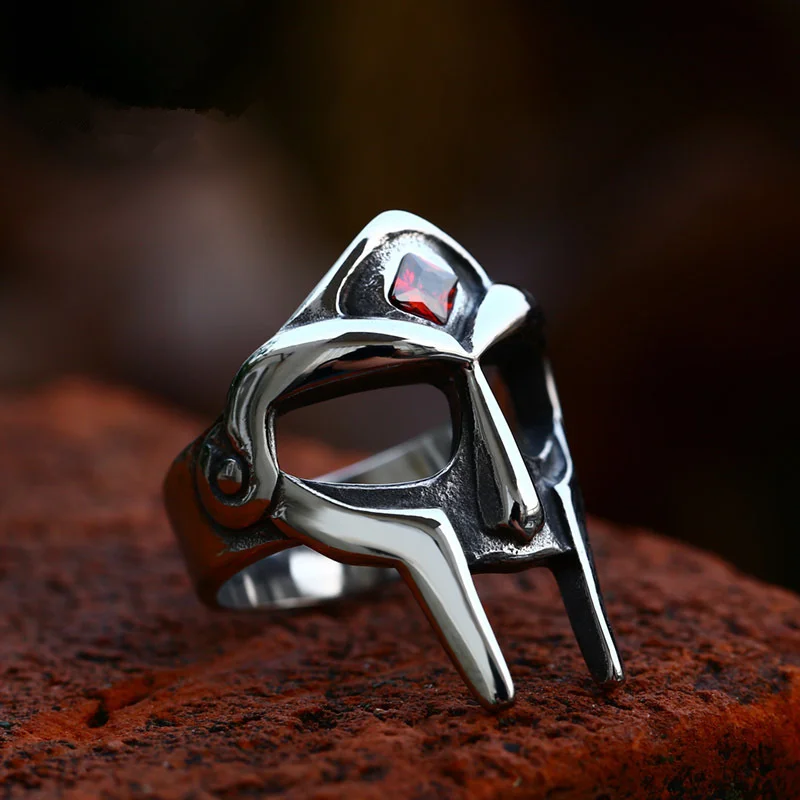 Punk Gothic Spartan Mask Acciaio Inossidabile Retro Strass Womens Mens Rings Unique For Biker Jewelry Creativity Gift Wholesale