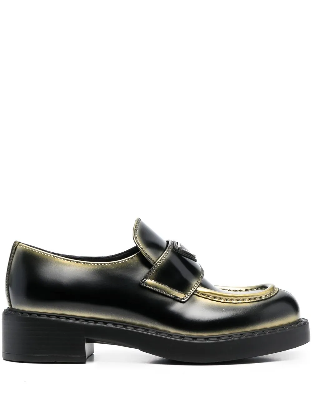 Prada Mocassini con placca logo - Nero