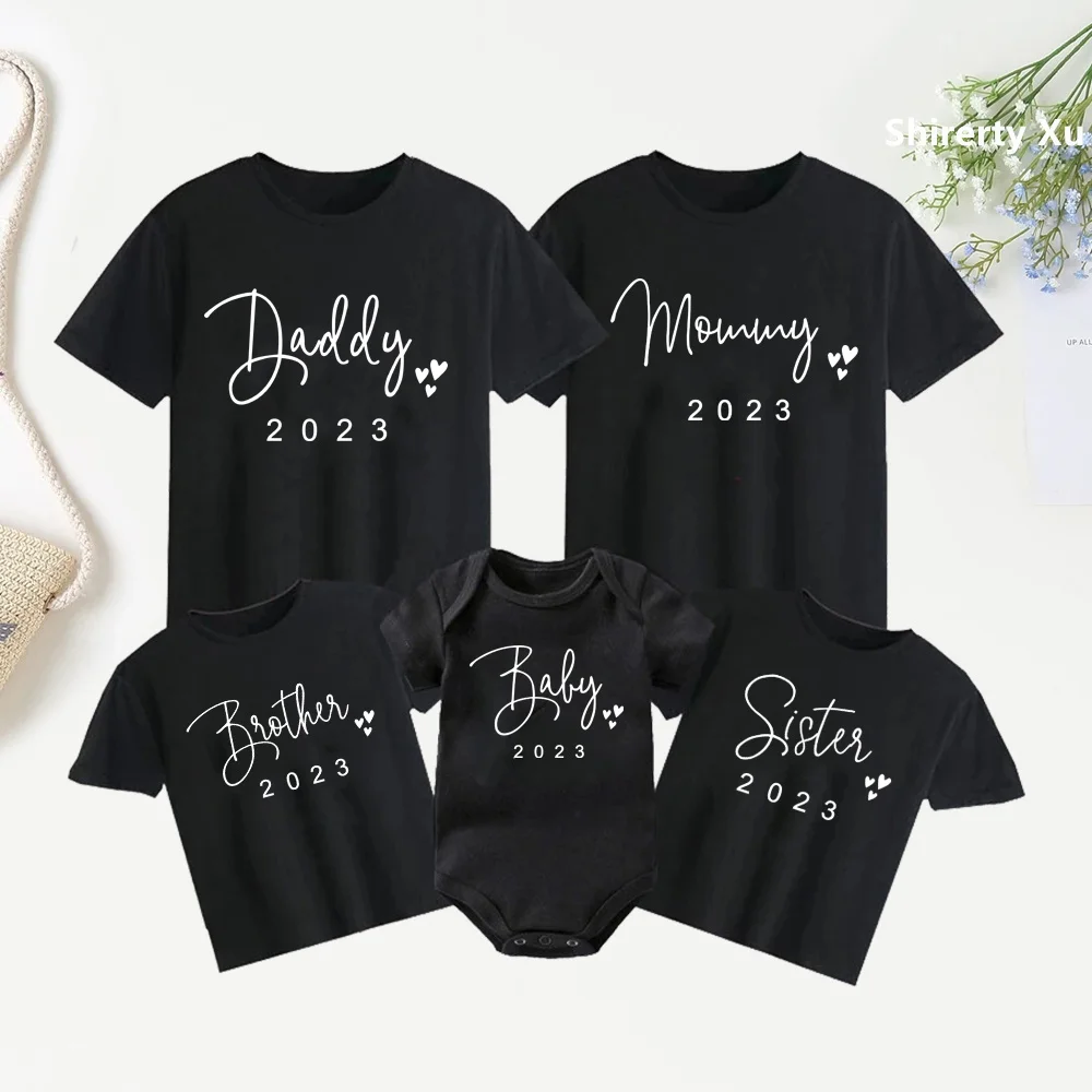 New Father Mother Kids Baby 2023 Family Matching Clothes Manica Corta Annuncio Di Gravidanza Top Family Look T-Shirt Outfits