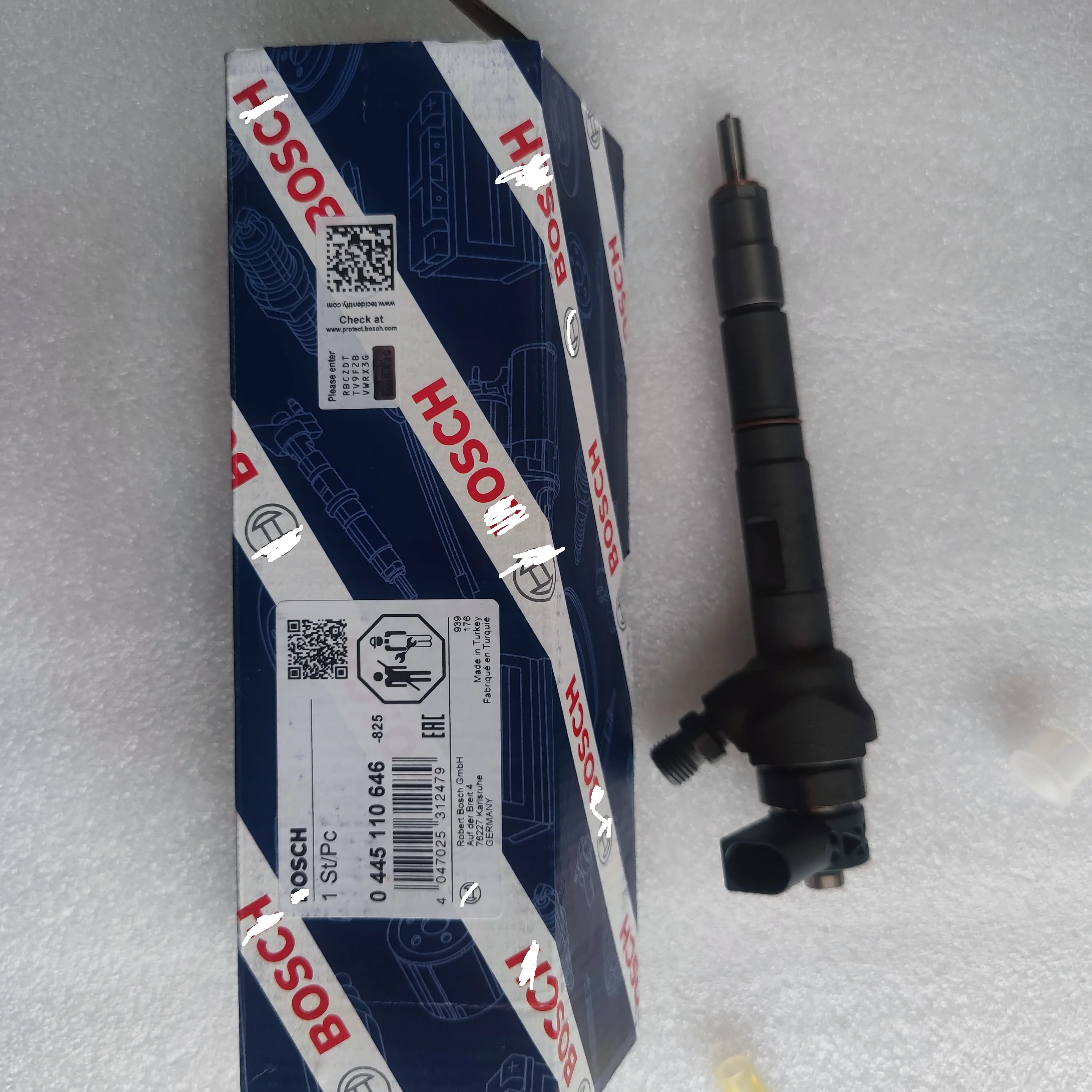 Per Cumminsoriginal Genuine 03 L130277Q 0445110646 0445110647 03 L130277J Common Rail Per