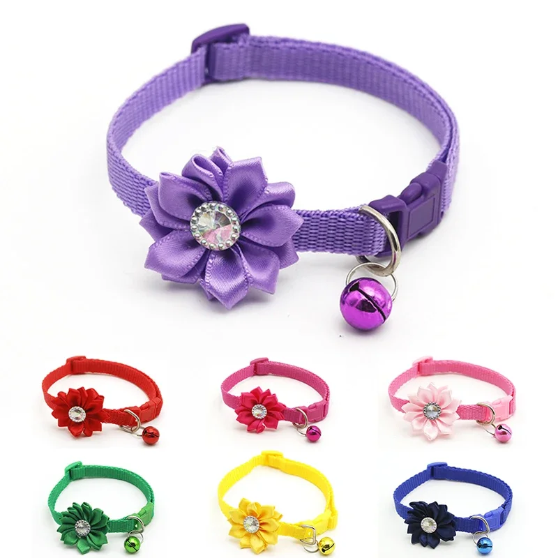 Pet Puppy Cat Collar Stampato Flower Bell Crystal Dog Cat Collar Easy Wear Buckle Lovely Kitten Collar Accessori Per Cani