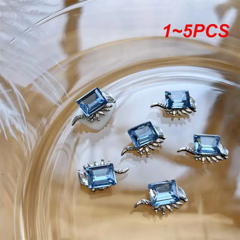 Fashion Nail Design Block Nail Drill Multi-Sezione Non Facile Da Sbiadire Stereo Nail Drill Nail Art Lega Gioielli Per Unghie