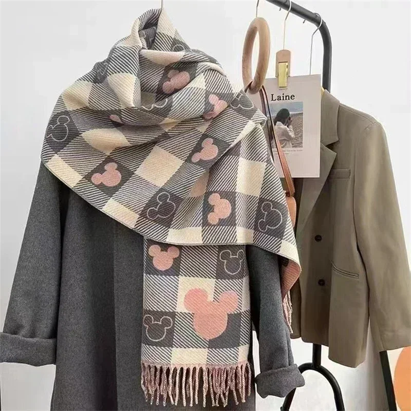 Sciarpa Da Donna Cartoon Disney Cute Mickey Figure Sciarpa In Cashmere Fashion Girls Winter Warm Soft Sciarpa Regali Di Festa Di Natale