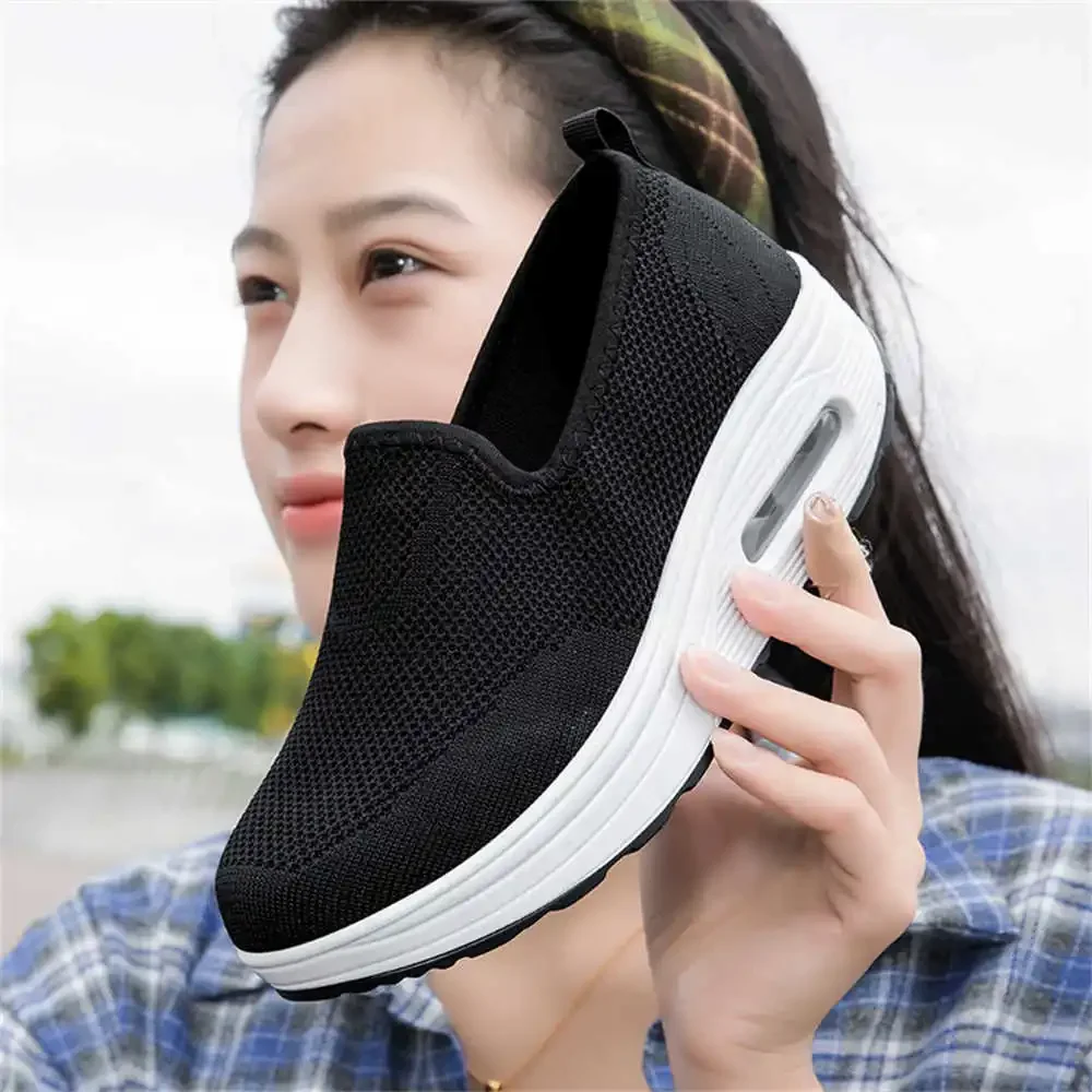Cuscino Chiave Altezza Vip Sneakers Flats Shoes For Women Tennis Sport All'Ingrosso Branded Luxury Cuddly Zapato Top Grade Fat