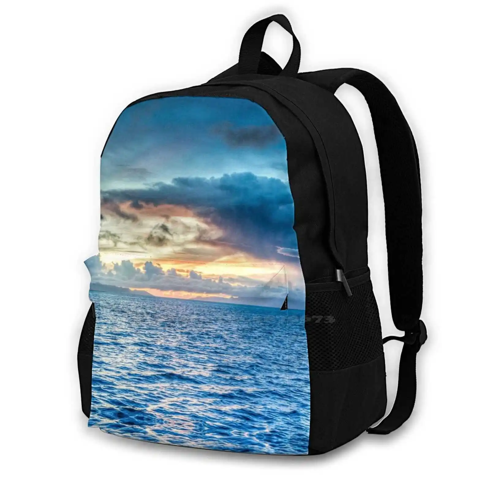 Dawn Breaking Over The Sea Fashion Travel Laptop School Zaino Bag Sea Ocean Sunrise Clouds Waves Sky Island Blue Capanne