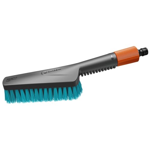 Gardena Spazzola Manuale Cleansystem S Hard: Spazzola Con Raccordo Per Tubo, Corpo Piatto, Per Punti Stretti E Superfici Robuste, Con Regolazione Flus