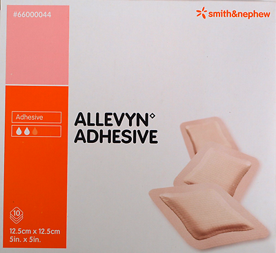 Smith &amp; Nephew Allevyn Adhesive Cerotti 12,5 x 12,5cm 10 Pezzi